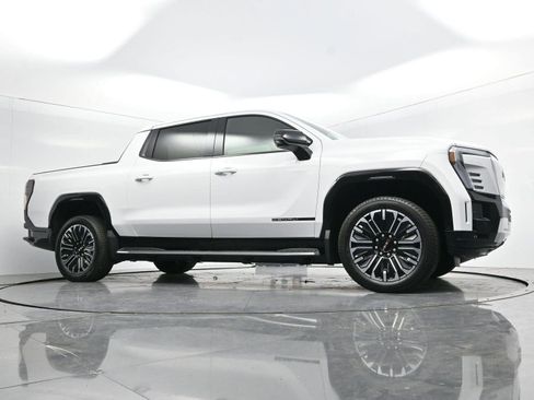 Used 2026 GMC Sierra EV Denali image 41