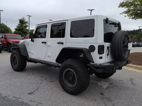 Used 2016 Jeep Wrangler Unlimited Sahara AWD/4WD image 7