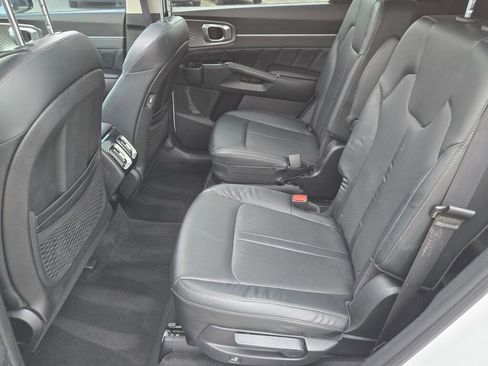 Used 2021 Kia Sorento SX image 22