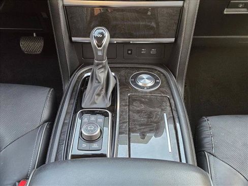 Used 2023 INFINITI QX80 Luxe w/ Cargo Package RWD image 12