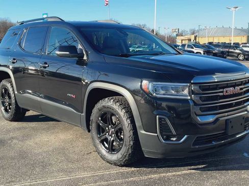 Certified 2023 GMC Acadia AT4 w/ GMC Pro Grade Package image 8