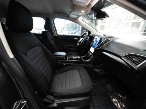 Used 2023 Ford Edge SE w/ Black Appearance Package image 27