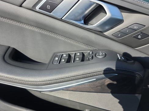 Used 2024 BMW X5 xDrive40i image 27