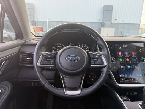 Used 2024 Subaru Outback Premium AWD/4WD image 8