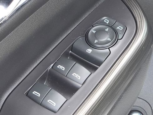 Used 2020 GMC Acadia SLT image 24