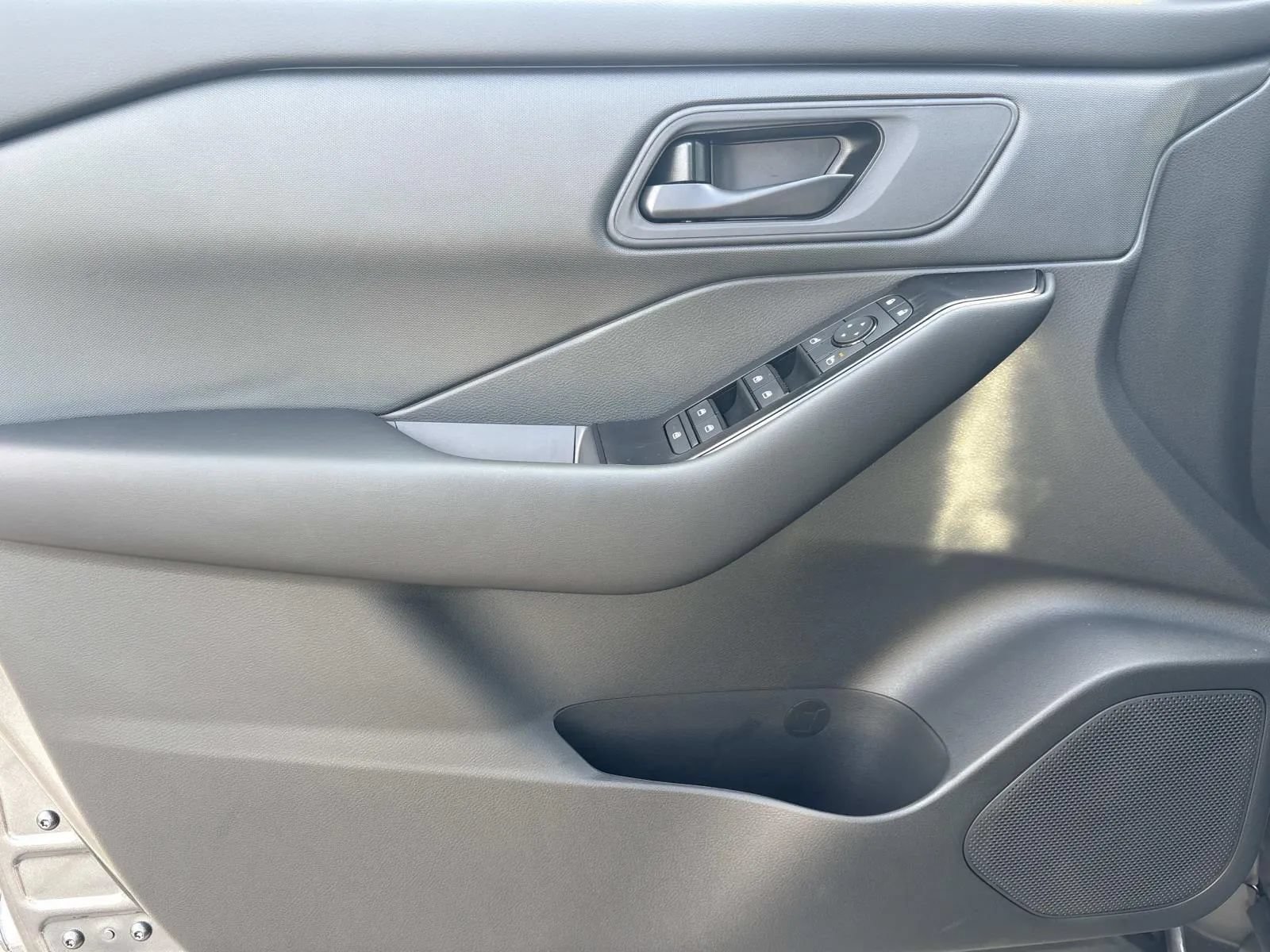 New 2026 Nissan Rogue S FWD image 19