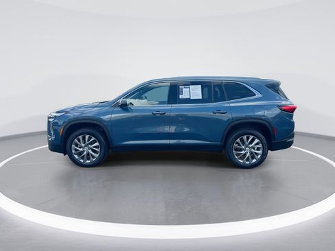 Used 2025 Buick Enclave Preferred FWD image 6