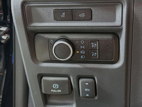 Certified 2024 Ford Expedition XLT RWD image 27