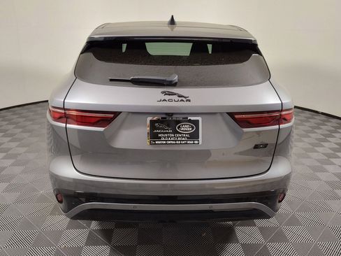 Used 2026 Jaguar F-PACE R-Dynamic S image 8