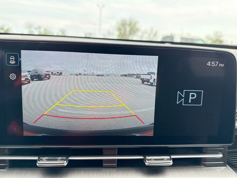 Used 2025 Hyundai Kona SEL FWD image 22
