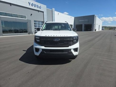 New 2026 Ford Expedition Max Active AWD/4WD image 2