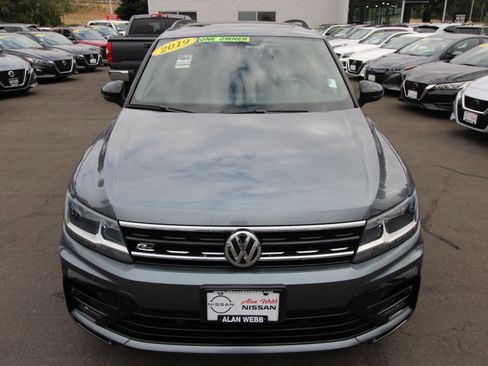 Used 2019 Volkswagen Tiguan SEL Premium R-Line image 8