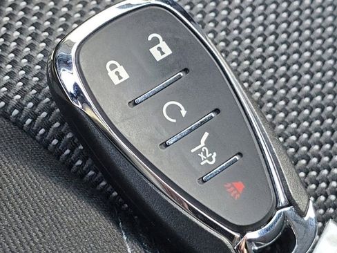 Used 2023 Chevrolet Traverse LT FWD image 53