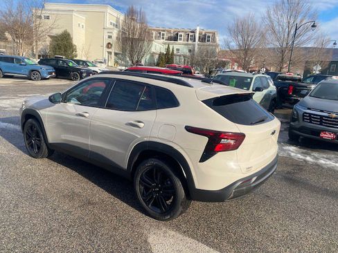 New 2026 Chevrolet Trax ACTIV image 6