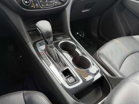 Used 2022 Chevrolet Equinox Premier image 31