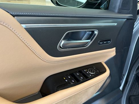 New 2027 INFINITI QX80 Luxe w/ Cargo Package RWD image 13