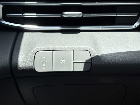New 2026 Hyundai Elantra SEL Sport FWD image 18