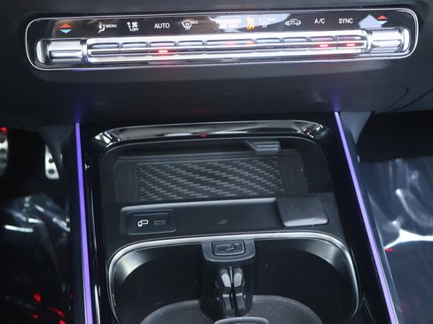 Certified 2021 Mercedes-Benz GLB 250 image 42