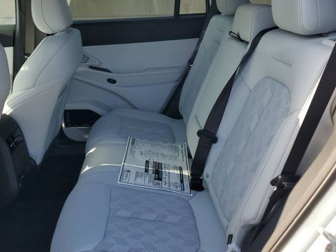 New 2026 Jeep Cherokee Overland image 16