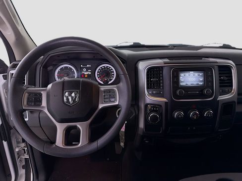 Used 2022 RAM 1500 Classic SLT image 23