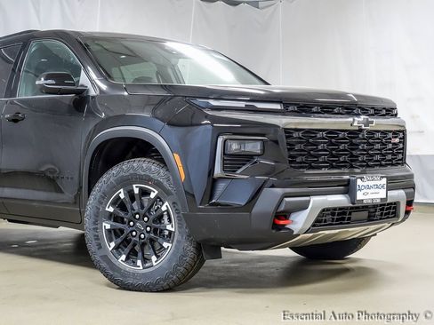 New 2026 Chevrolet Traverse Z71 w/ Driver Confidence Package image 3