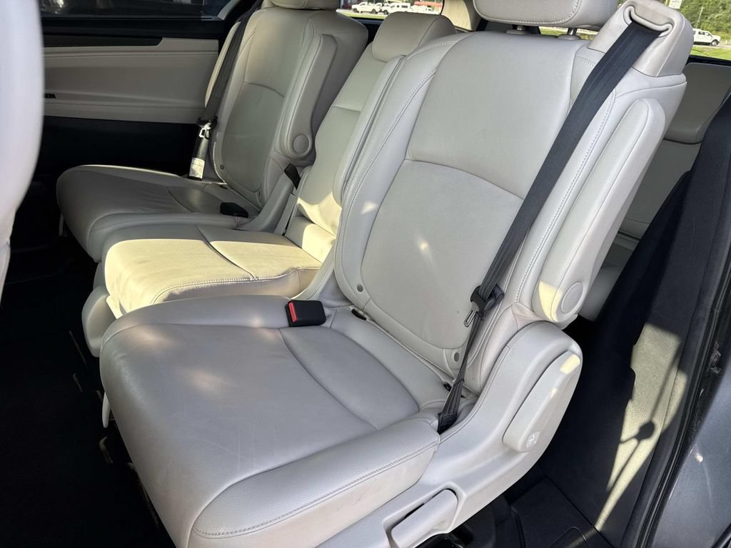 Used 2025 Honda Odyssey EX-L image 21