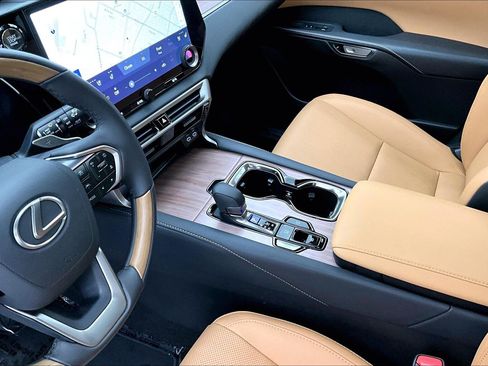 Used 2025 Lexus RX 350 Premium w/ Convenience Package image 13
