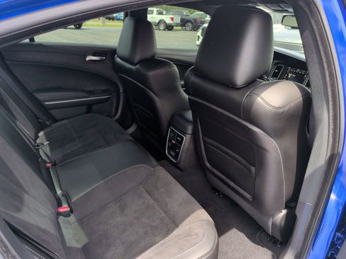 Used 2022 Dodge Charger Scat Pack RWD image 18