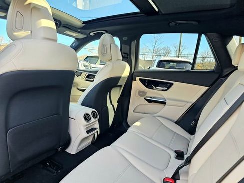 New 2026 Mercedes-Benz GLC 300 4MATIC image 23