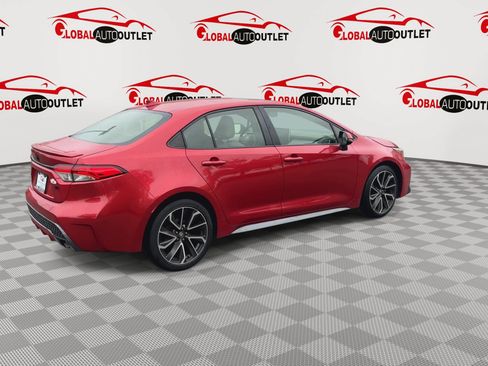 Used 2020 Toyota Corolla SE w/ SE Premium Package FWD image 8