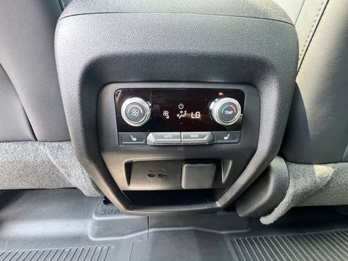 Used 2024 GMC Acadia Denali w/ Super Cruise Package AWD/4WD image 37