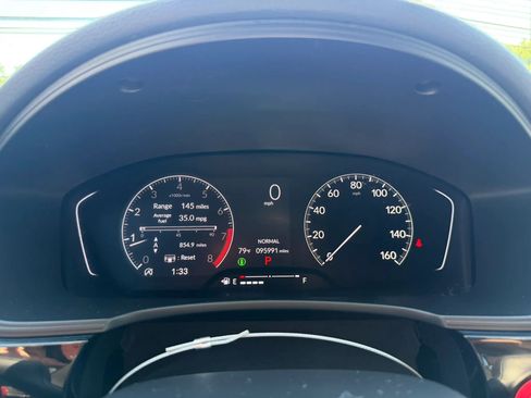 Used 2022 Honda Civic Sport image 11