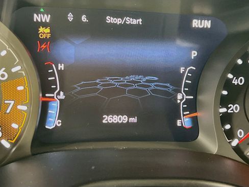 Used 2022 Jeep Compass Latitude AWD/4WD image 12
