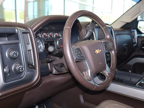 Used 2014 Chevrolet Silverado 1500 LTZ Z71 w/ LTZ Plus Package AWD/4WD image 17