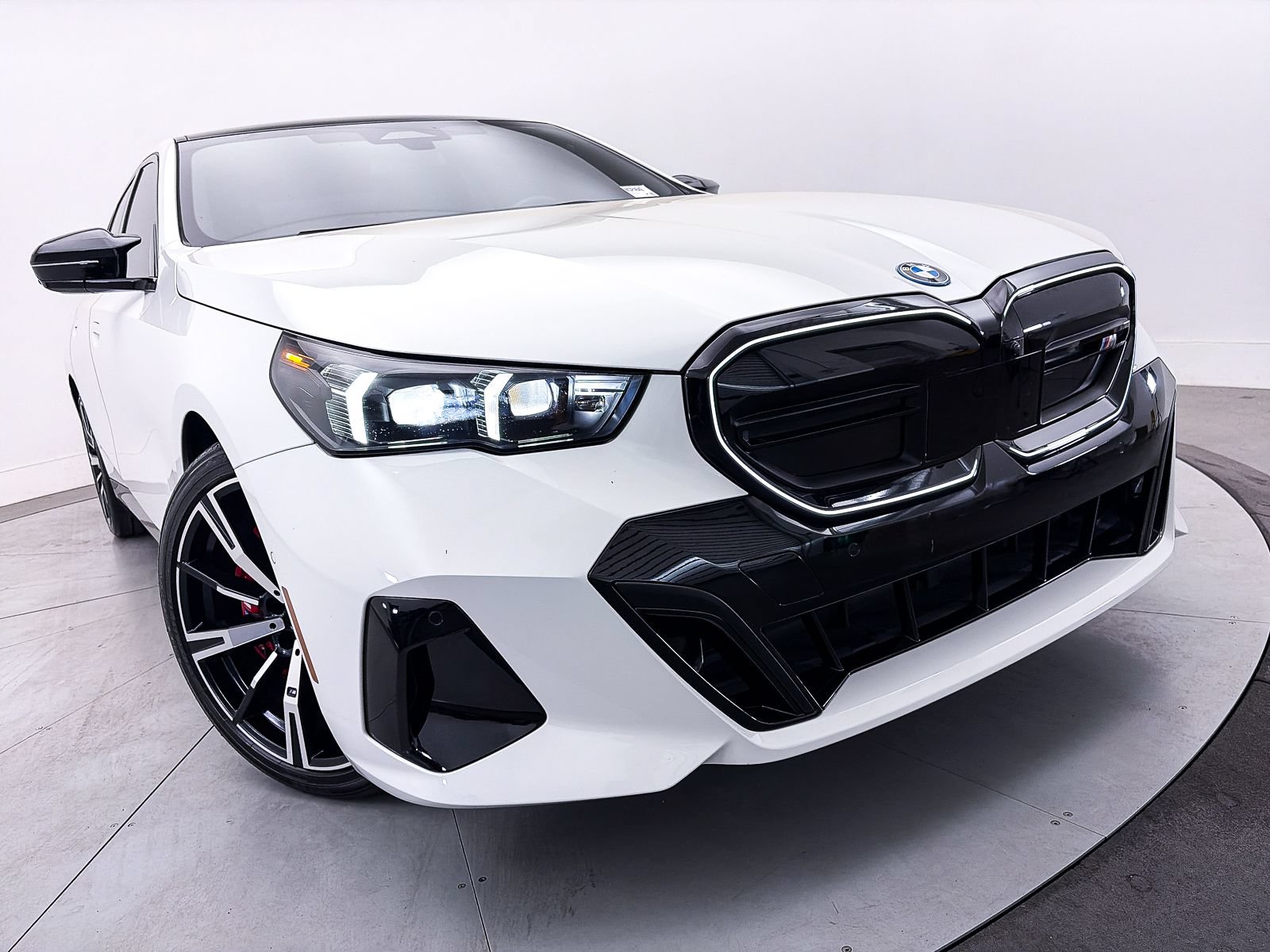 Used 2024 BMW i5 M60 w/ Executive Package AWD/4WD image 3