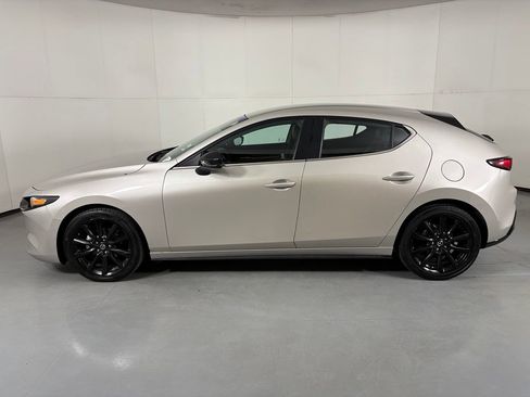 Used 2024 MAZDA MAZDA3 s FWD image 5