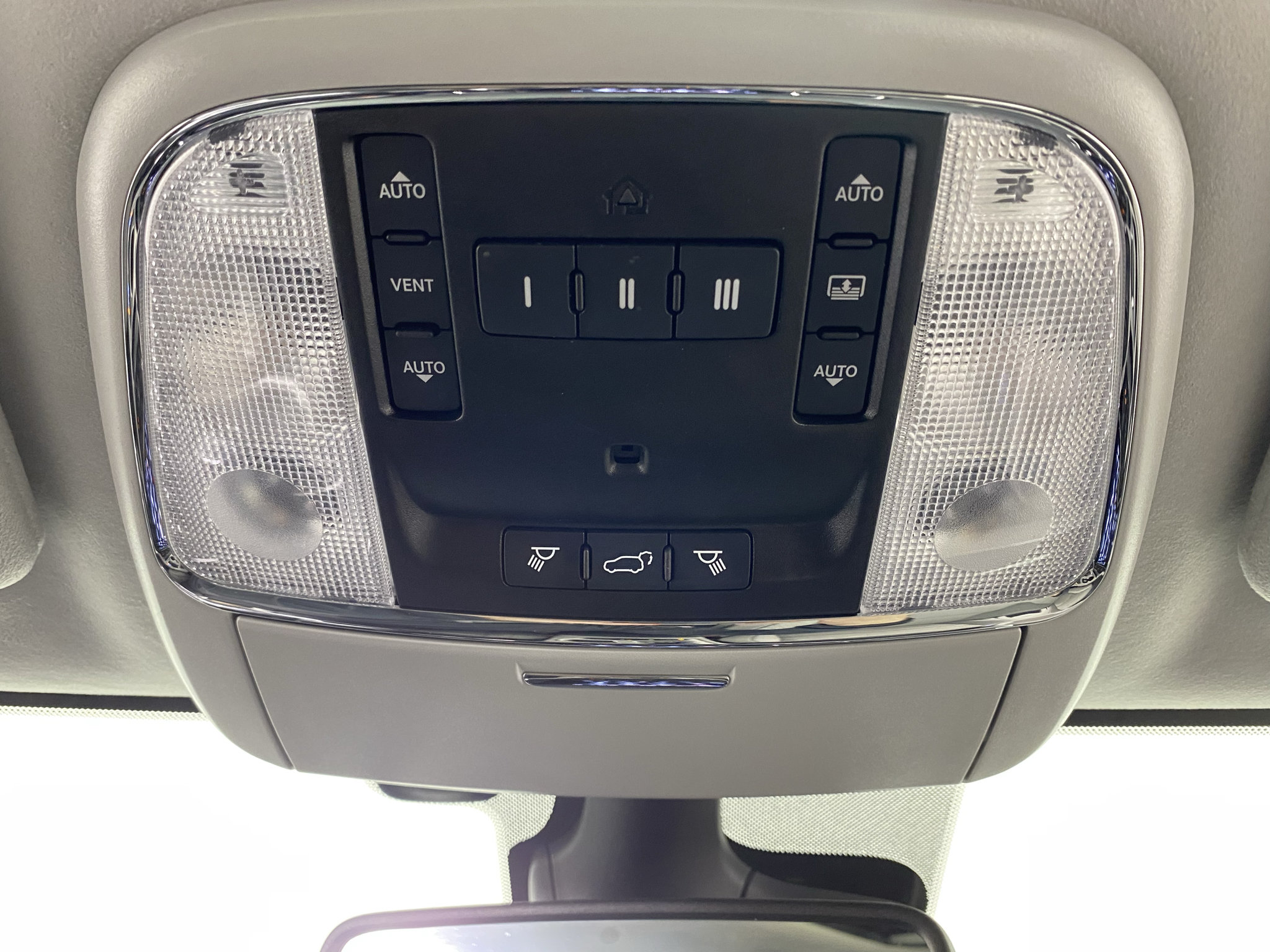 Used 2021 Jeep Grand Cherokee Summit AWD/4WD image 16