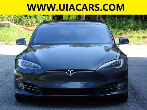 Used 2020 Tesla Model S Long Range Plus AWD/4WD image 2