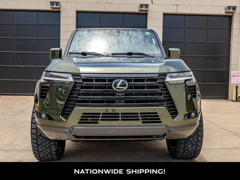 Used 2025 Lexus GX 550 w/ Cold Area Package AWD/4WD image 4
