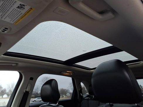 Used 2019 Ford Edge Titanium w/ Cold Weather Package image 28