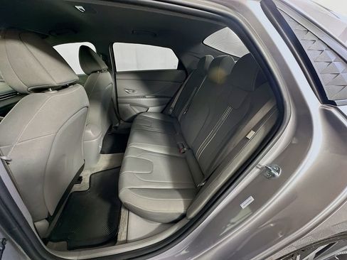 Certified 2025 Hyundai Elantra Sport image 23