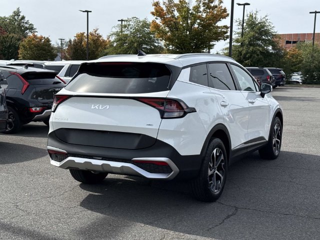 Used 2025 Kia Sportage EX AWD/4WD image 2