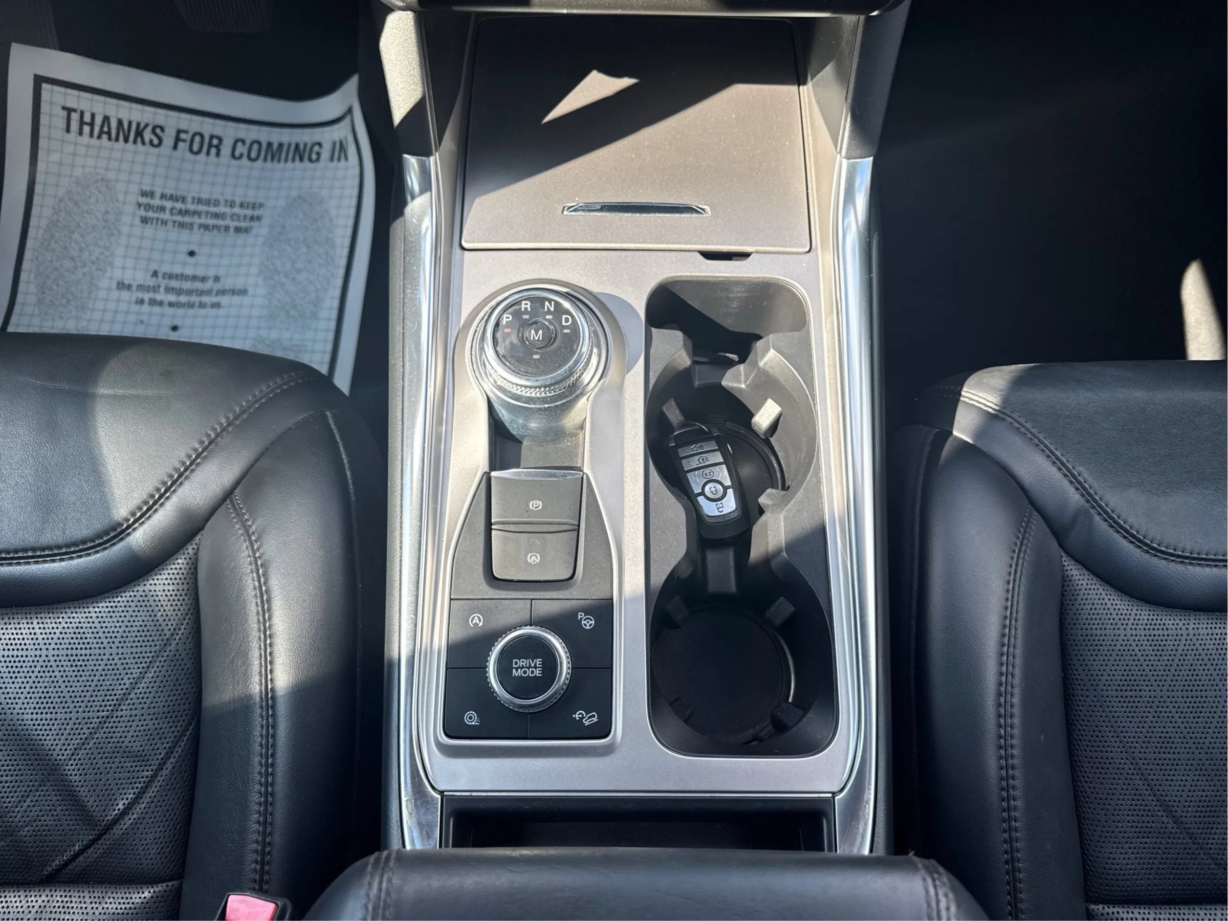 Used 2020 Ford Explorer Platinum w/ Premium Technology Package AWD/4WD image 15