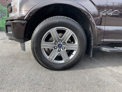 Used 2019 Ford F150 Lariat w/ Equipment Group 502A Luxury image 9