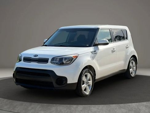 Used 2019 Kia Soul w/ Convenience Package FWD image 7