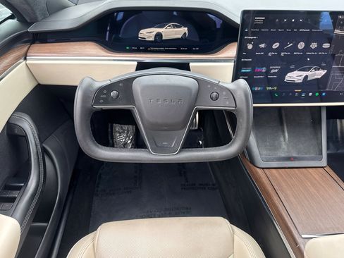 Used 2023 Tesla Model S Standard Range AWD/4WD image 4