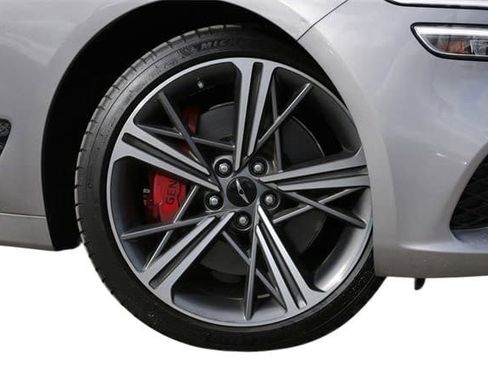 Used 2025 Genesis G70 3.3T Advanced w/ Sport Prestige Package image 7