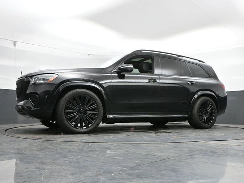 Used 2024 Mercedes-Benz Maybach GLS 600 4MATIC image 48