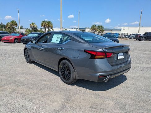 New 2025 Nissan Altima 2.5 SV w/ SV Special Edition Package image 5