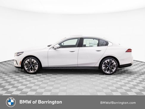 New 2026 BMW 530i xDrive 530i xDrive image 2